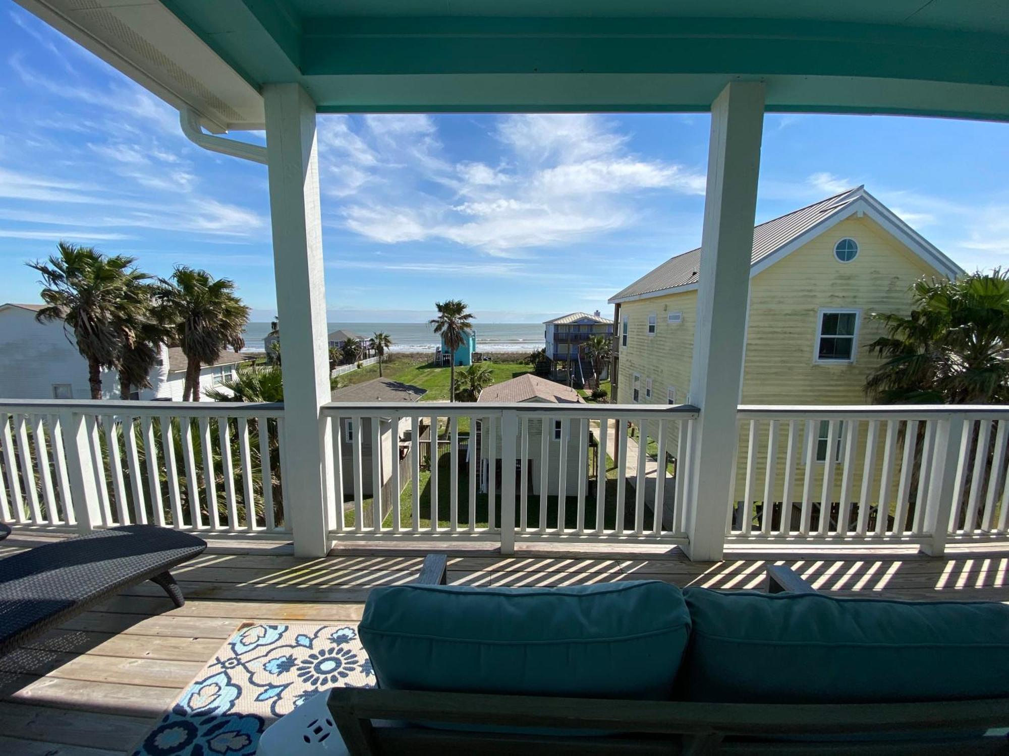 Beachside Paradise Retreat With Luxury Villa Galveston Bagian luar foto