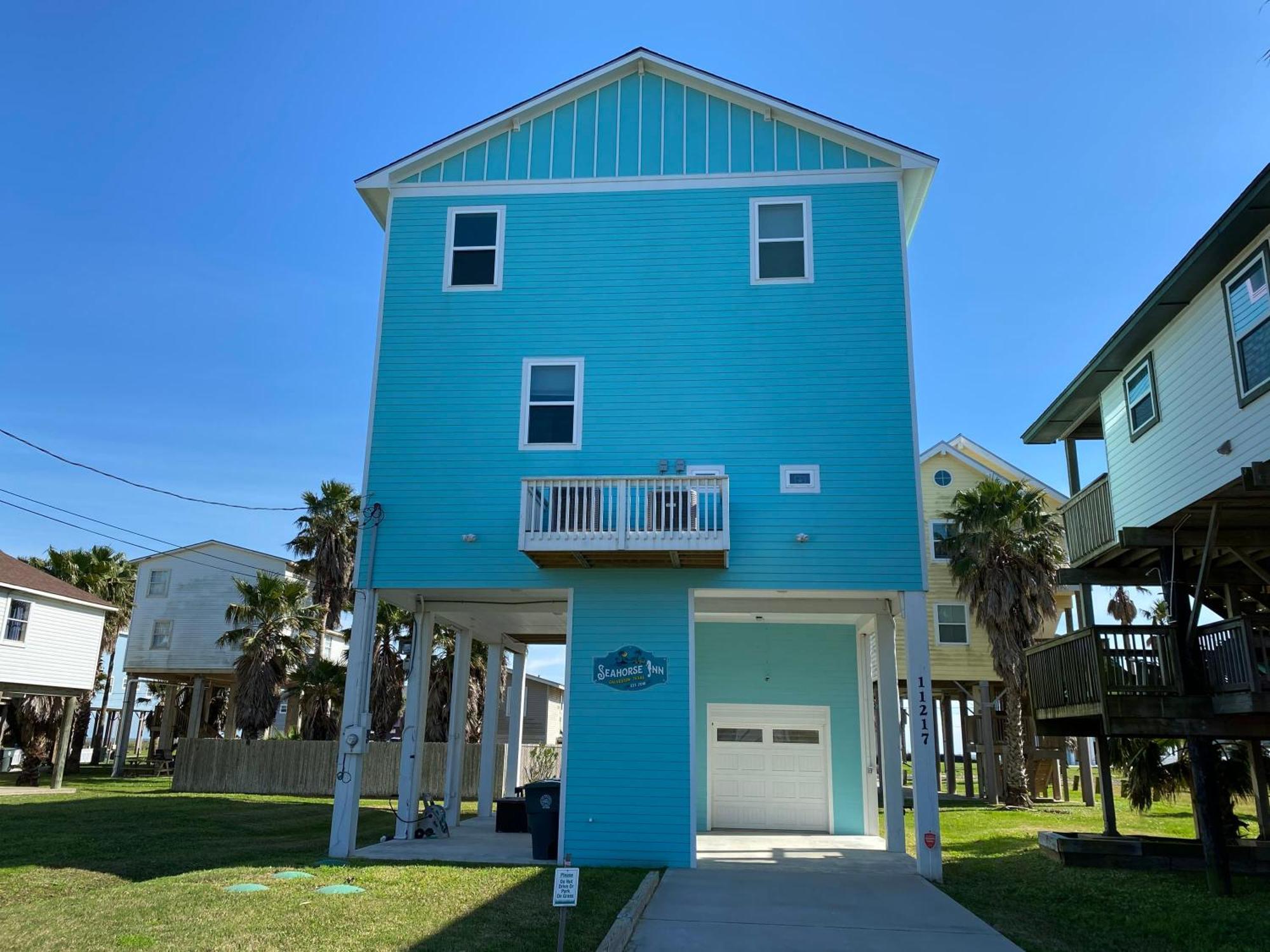 Beachside Paradise Retreat With Luxury Villa Galveston Bagian luar foto